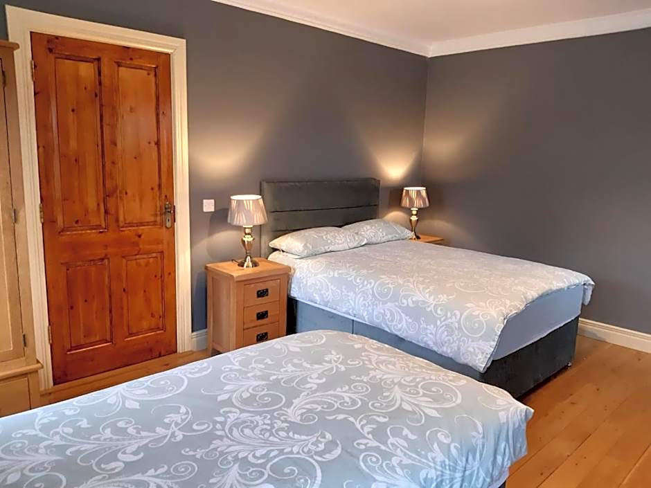 Whitethorn Lodge, Bed & Breakfast, Lackafinna