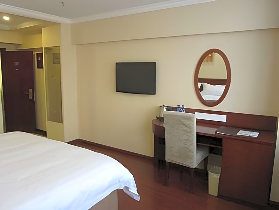 GreenTree Inn Qinghuangdao Sun City Hotel