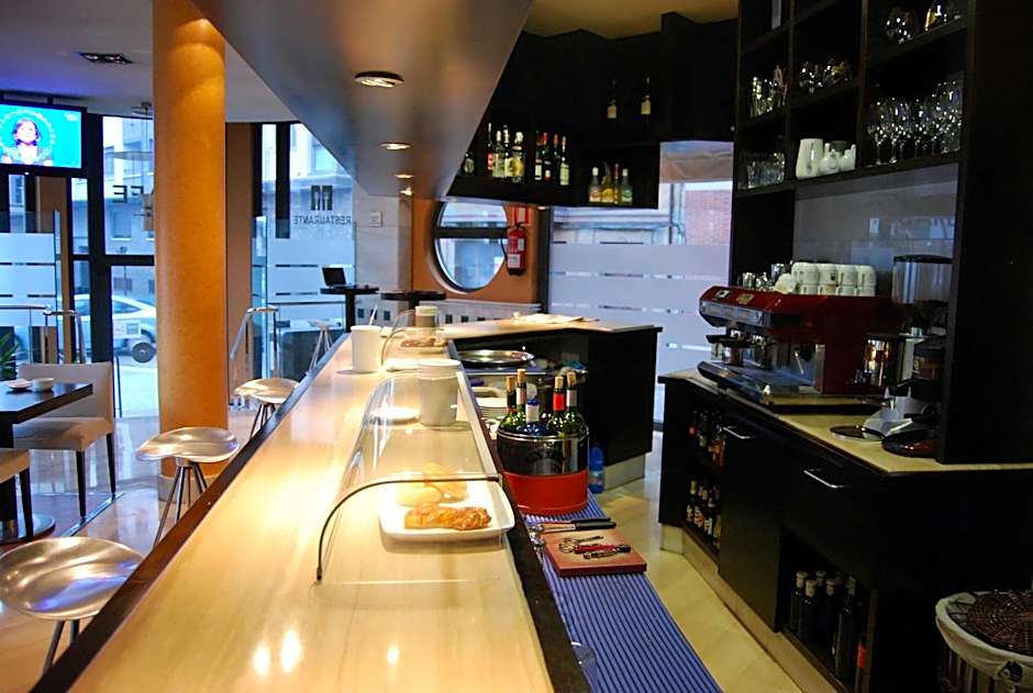 Hotel Mieres del Camino