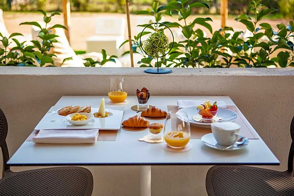 NOHA Lifestyle Hotel - Adults Only