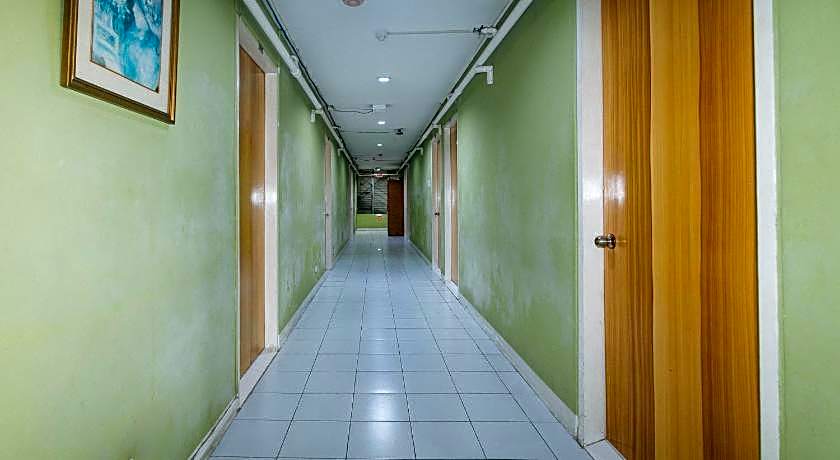 RedDoorz @ Junquera Extension Cebu