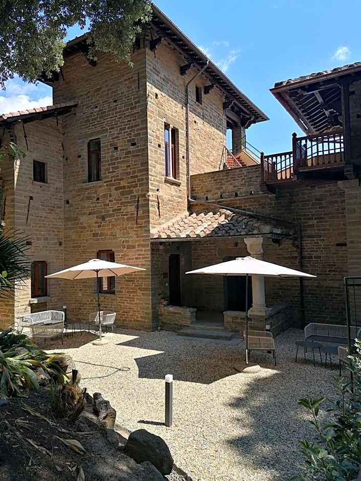 Villa Figoli Suites