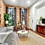 4br Gem On Gravier Close To Dining & Souvenirs