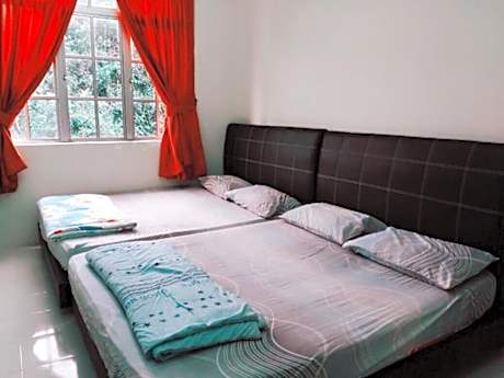 SA Apartments @ Crown Imperial Court