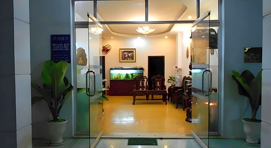 Hoang Yen Hotel