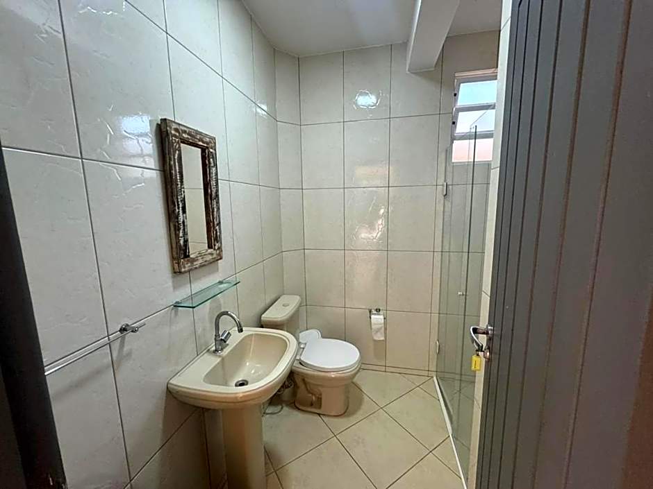 cód 11 - Excelente casa localizada á 180m do mar!