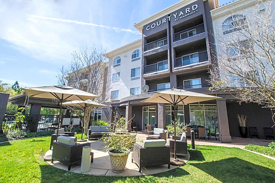 Courtyard by Marriott Ventura Simi Valley