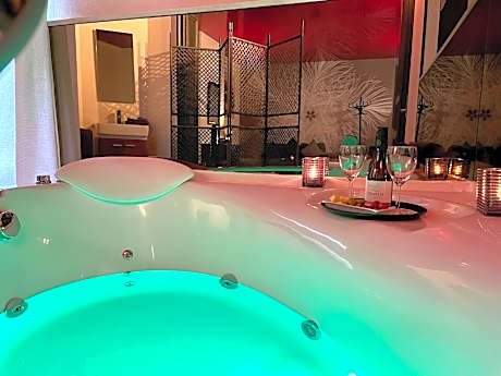 Double Room with Spa Bath