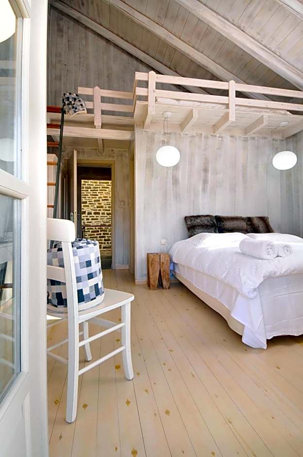 Mikro Papigo 1700 Hotel & Spa