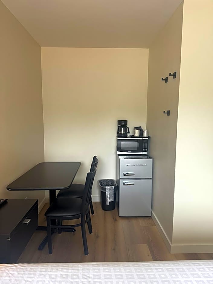 Richland Inn and Suites