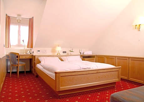 Economy Double Room