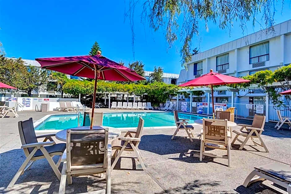 Motel 6 San Francisco - Redwood City
