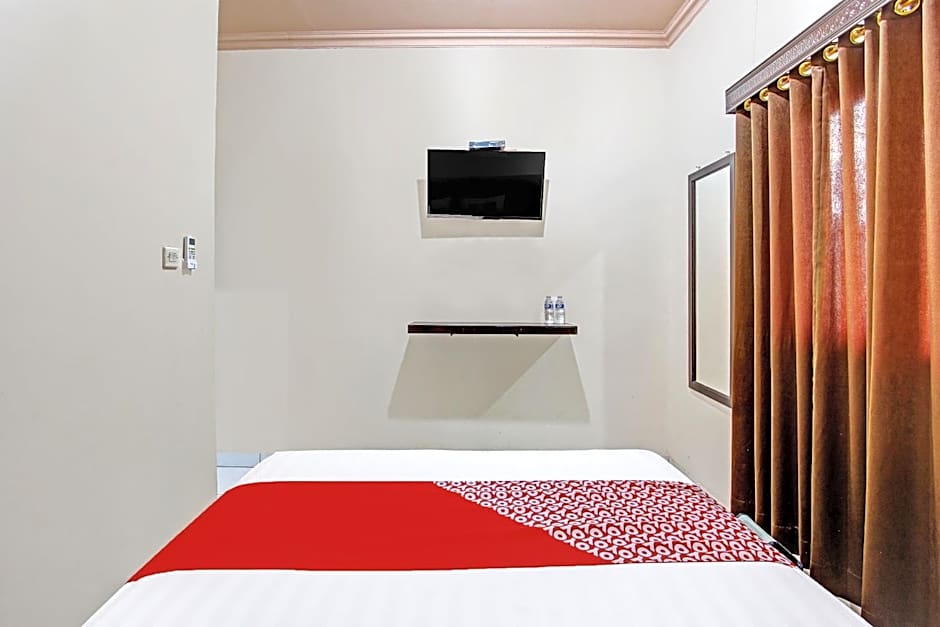 OYO 92289 Hotel Aji Kusuma