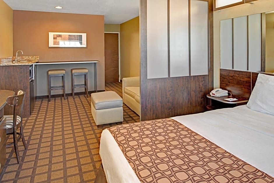 Microtel Inn & Suites by Wyndham Bluffs