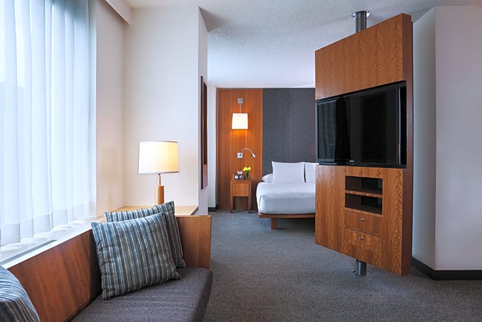 Thompson Central Park New York by Hyatt