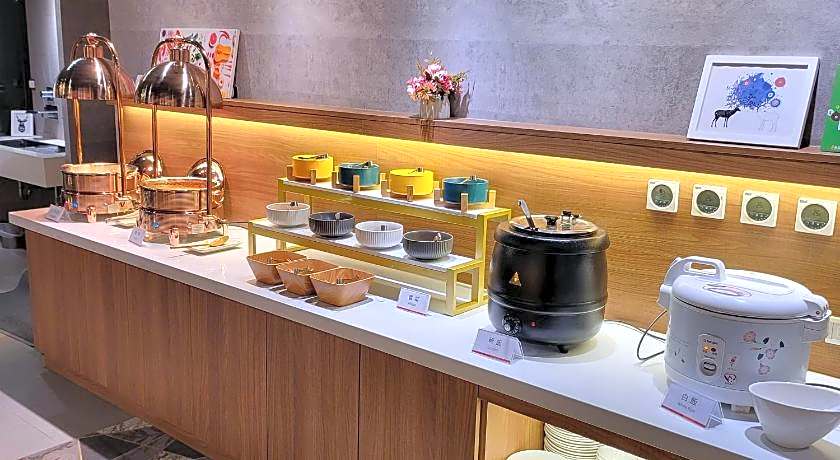 Audi Garden Business Hotel