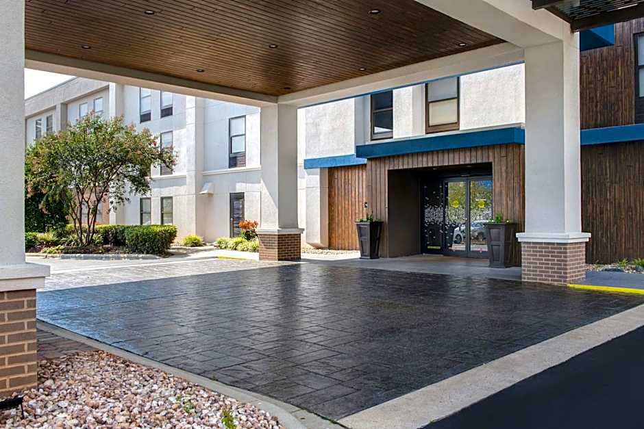 Hampton Inn By Hilton Monroe Nc