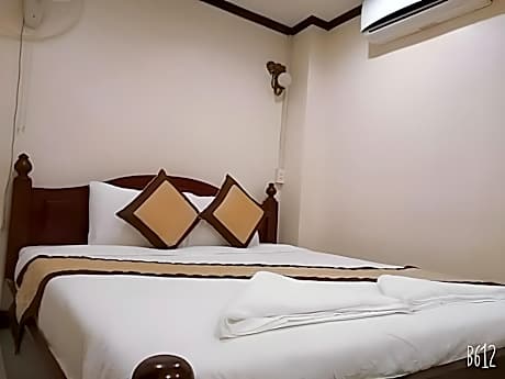 Superior Twin Room With Extra Bed - Non-Smoking