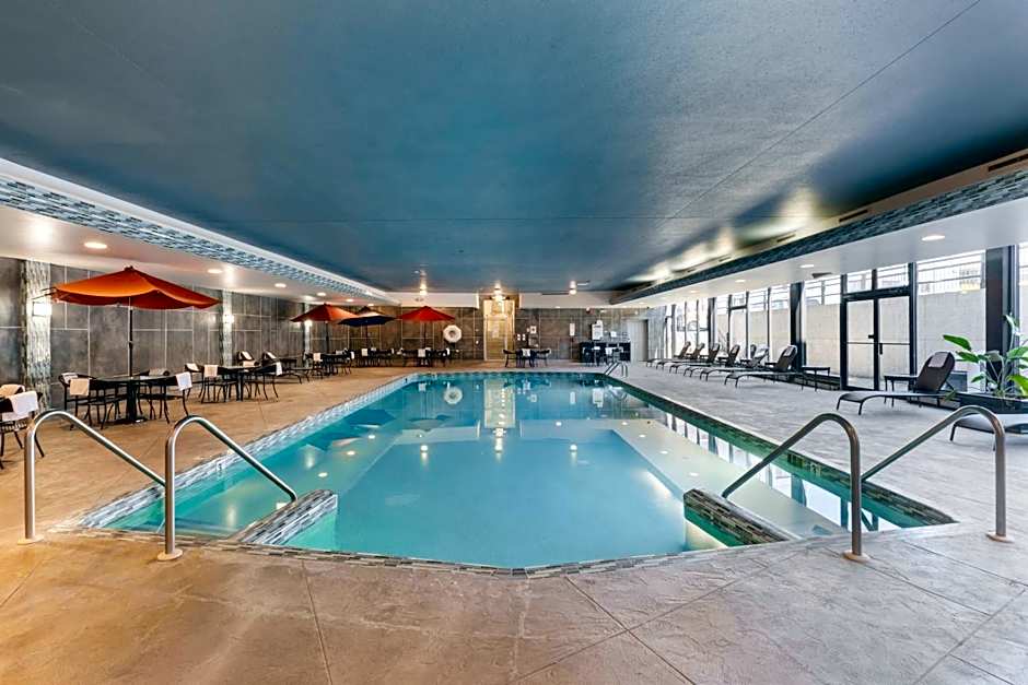 Best Western PLUS Milwaukee West