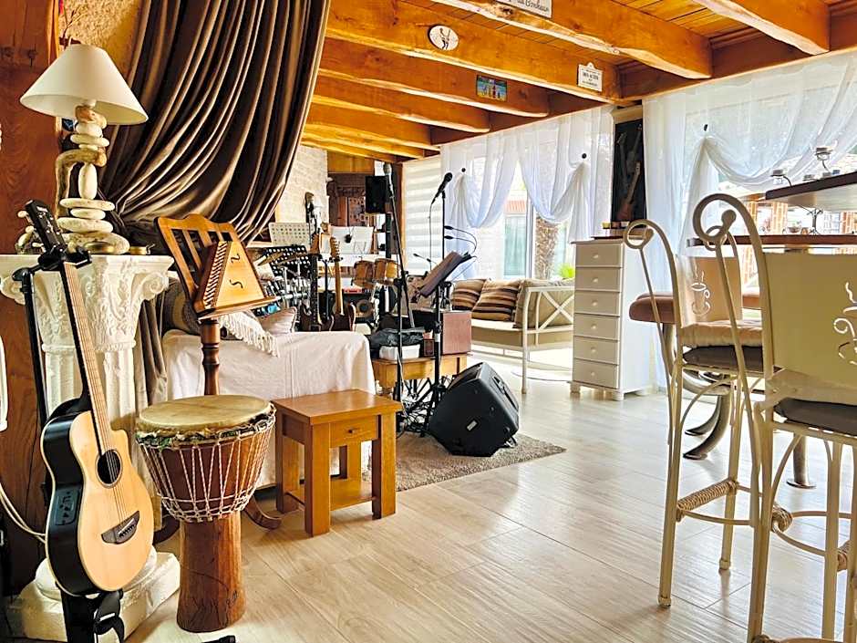 Le Mas des Mathes, Chambres d'hôtes, Studios