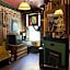 Carlton Arms Hotel