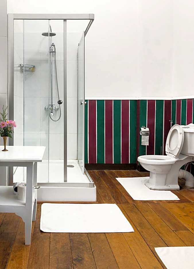 Scottish Planter Bungalow- Thema Collection