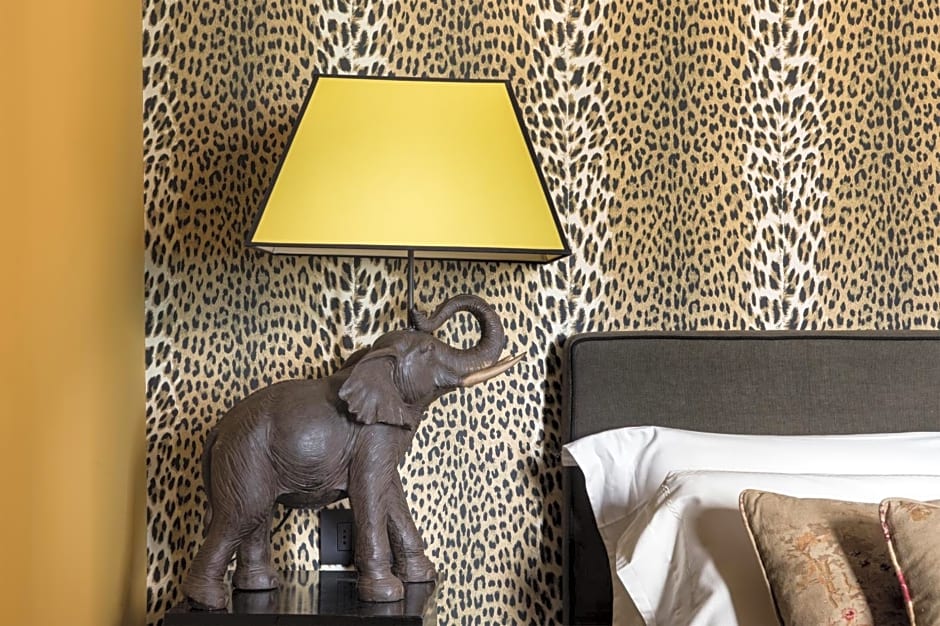 Velona's Jungle Luxury Suites