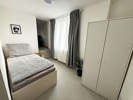 Single Room with Shared Bathroom