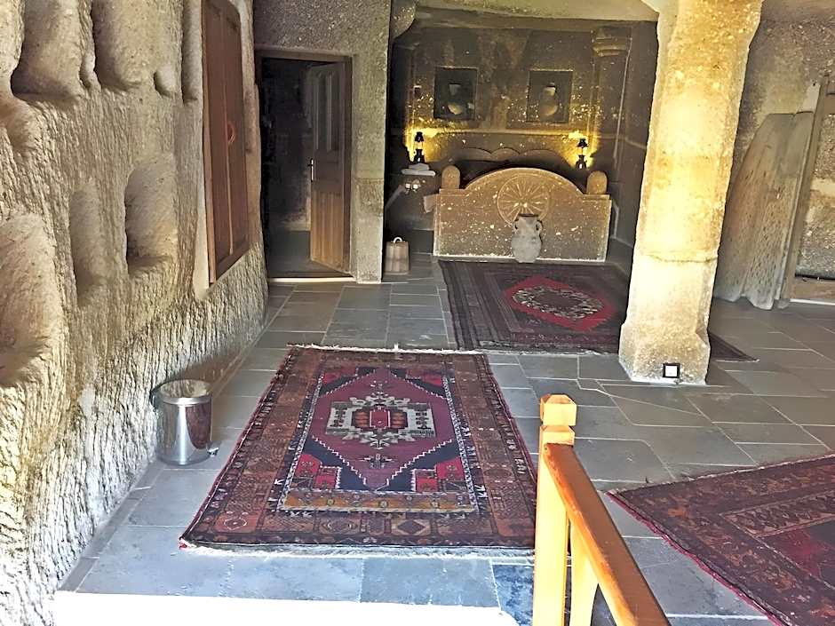 Antique Terrace Suites