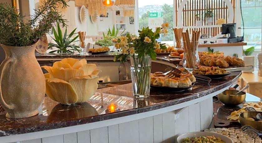 Liman Hotel Gumusluk