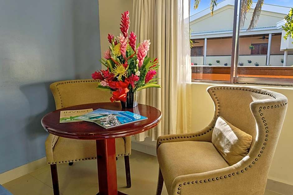 Best Western Plus Belize Biltmore Plaza