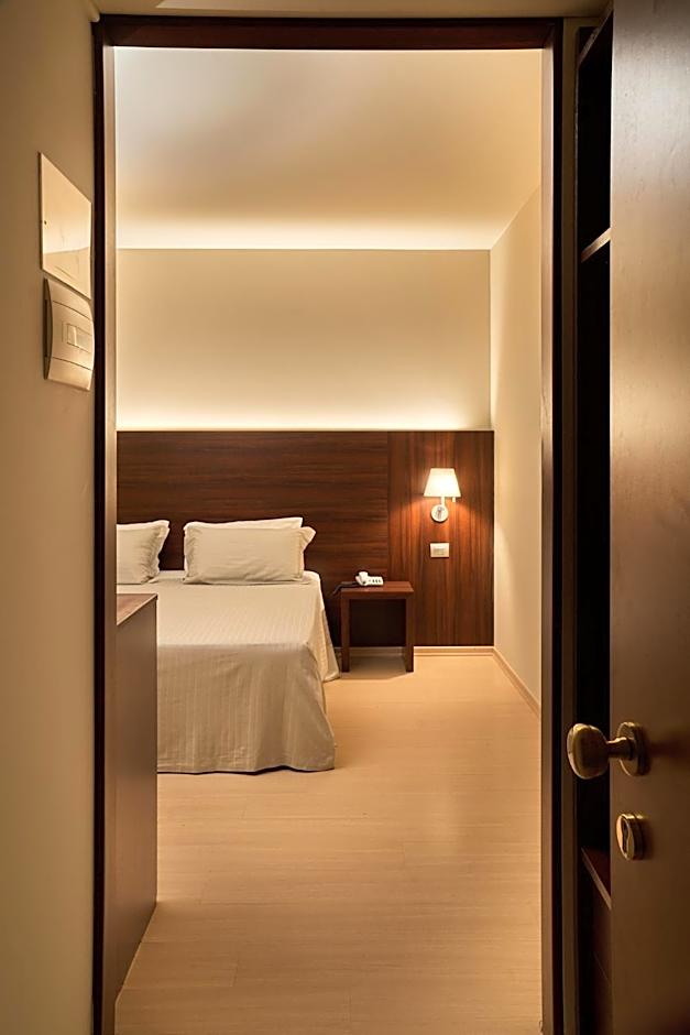 Delfina Palace Hotel