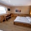 Bed & Breakfast LakeBled House
