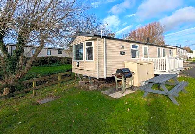 Swift Loire Holiday Home sleeps 6 Haven Littlesea