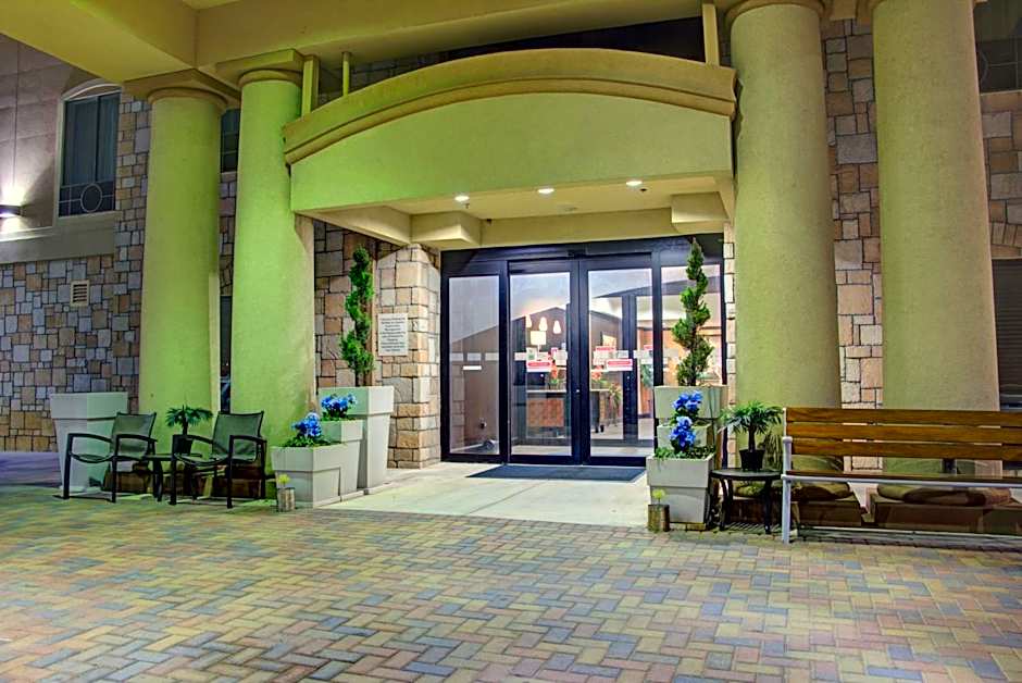 Holiday Inn Express Hotel & Suites Paris By IHG