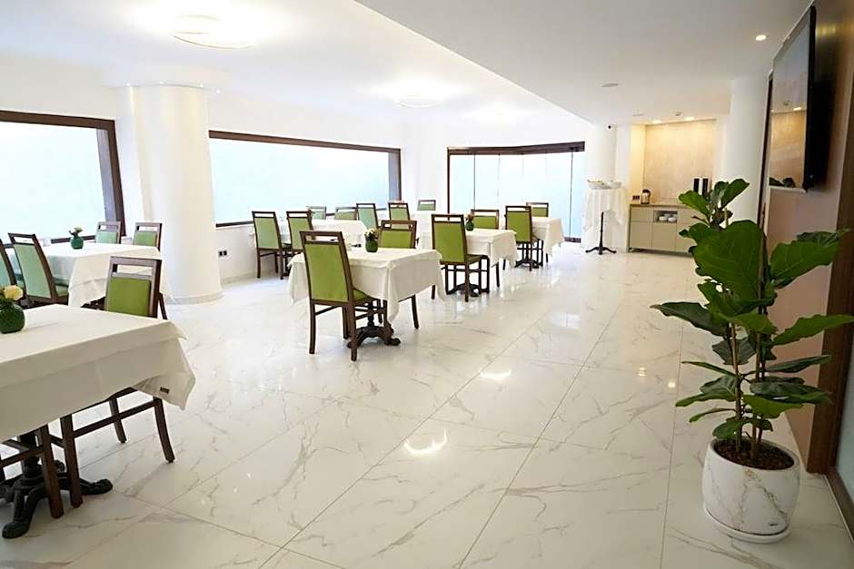 Mira Hotel Alsancak