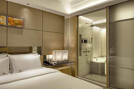 Executive Room - Garden View