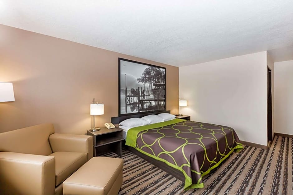 Super 8 by Wyndham Spirit Lake/Okoboji