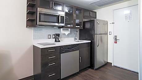 Studio Suite with Two Queen Beds