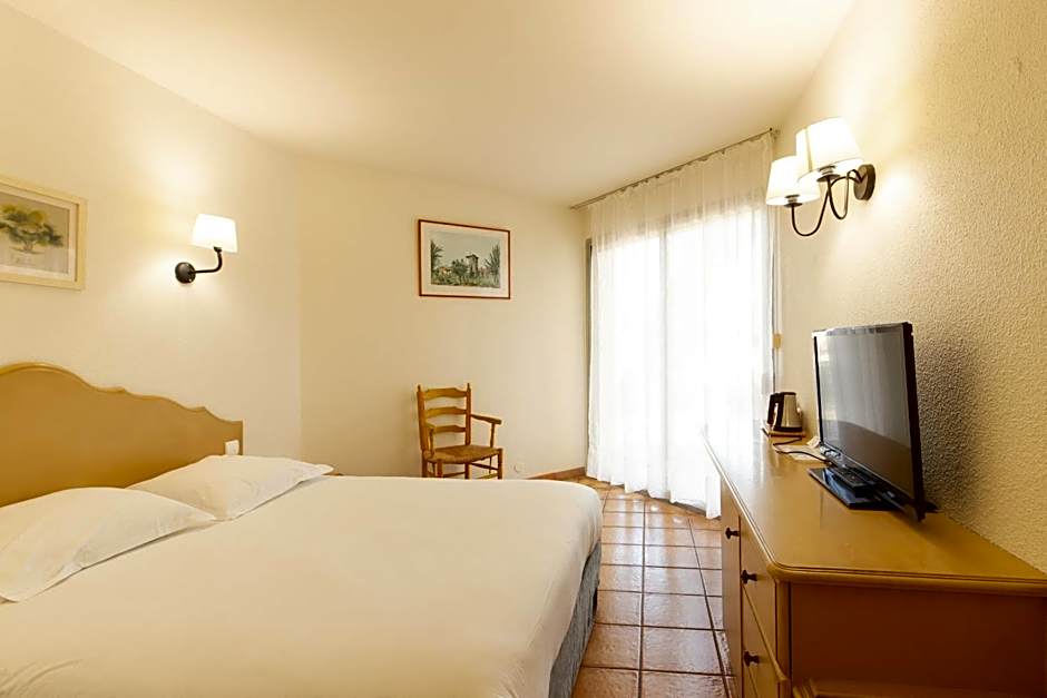 Golden Tulip Avignon Le Paradou