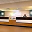 Holiday Inn and Suites Charleston West by IHG