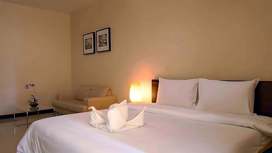 The Atrium Ratchada 13 Hotel