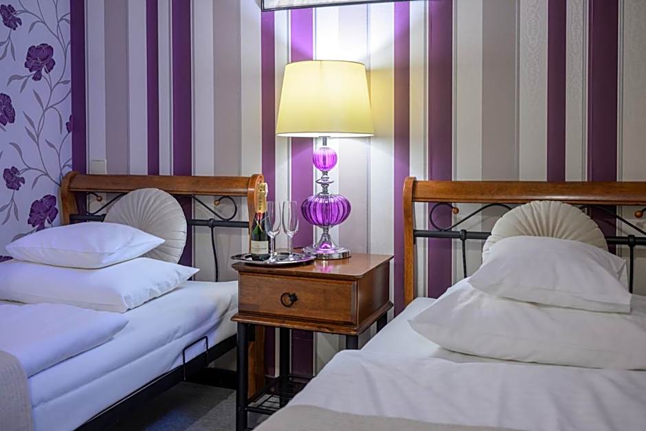 Żabi Dwór - HOTEL - RESTAURACJA - SPA