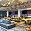 Renaissance by Marriott Schaumburg Convention Center Hotel