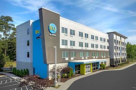 Tru by Hilton Fayetteville I-95, NC