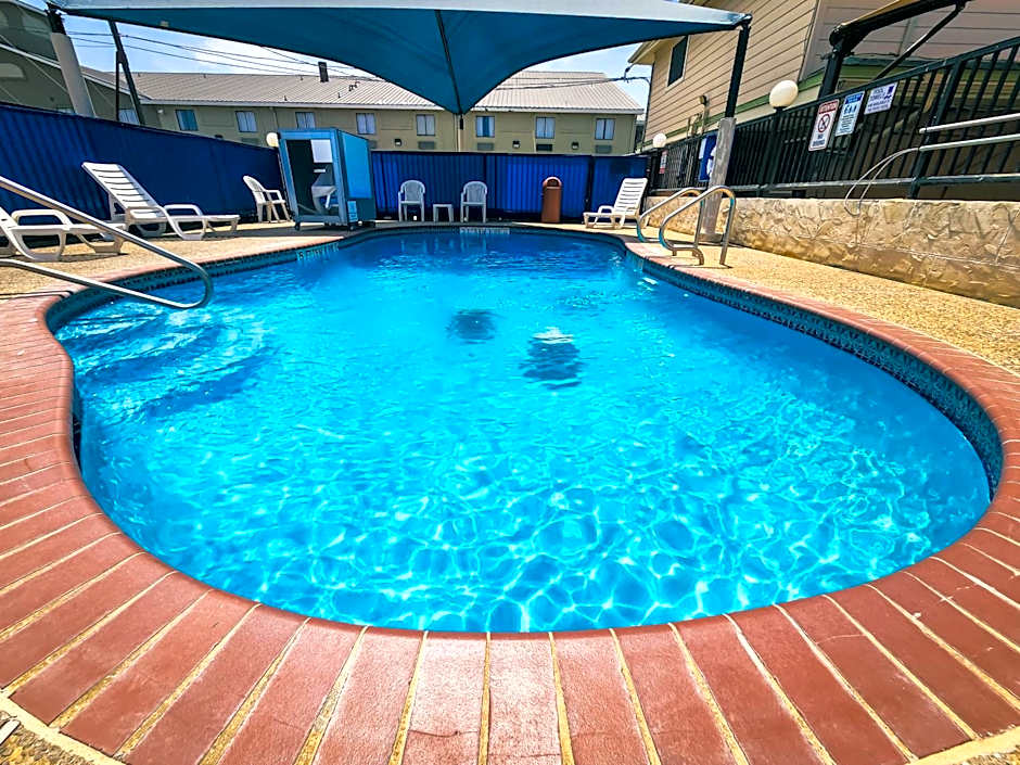 Rodeway Inn San Antonio Lackland AFB - SeaWorld