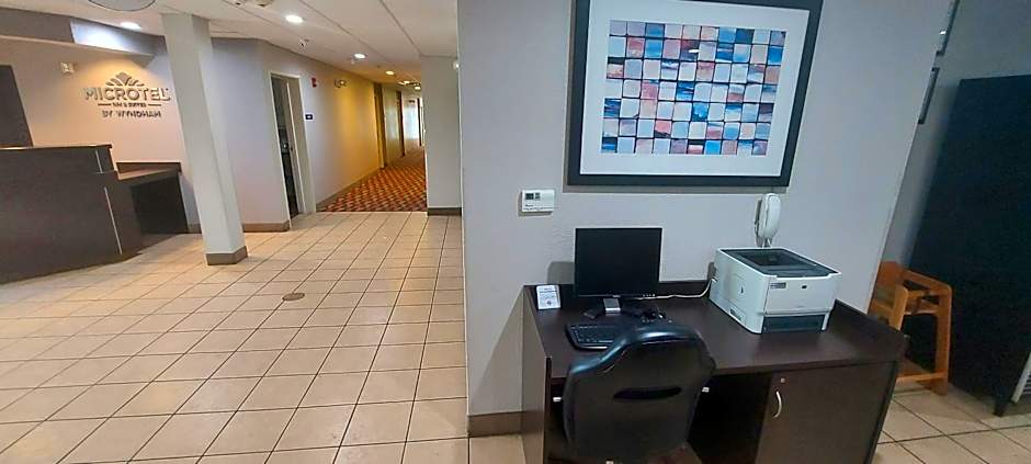 Microtel Inn & Suites by Wyndham Hoover/Birmingham
