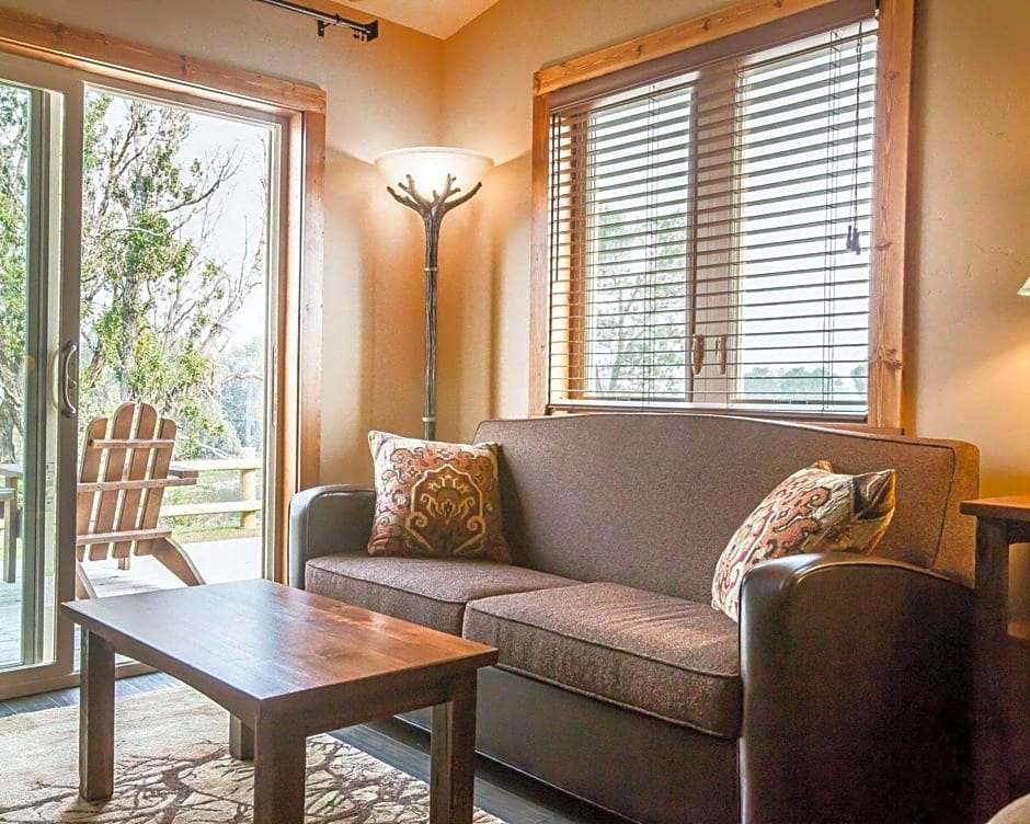 Yellowstone Valley Lodge, Ascend Hotel Collection