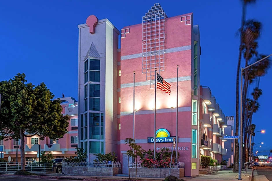 Days Inn by Wyndham Santa Monica