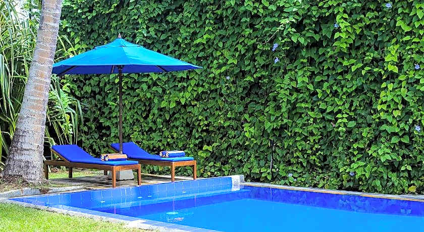 Saffron & Blue Villa